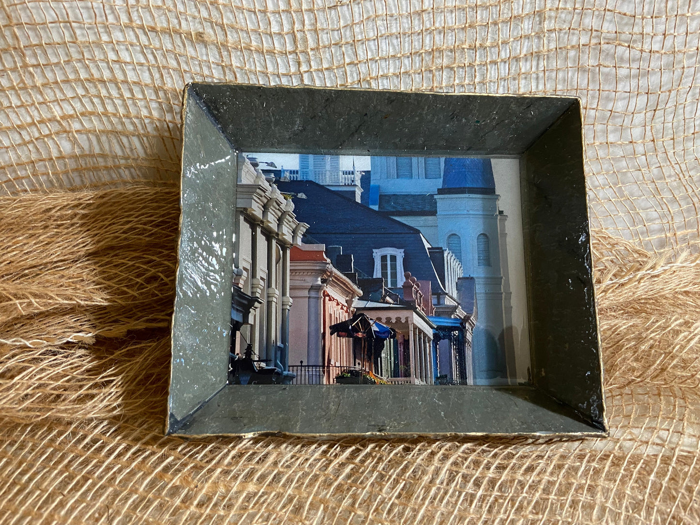 Vintage slate tray with photo applied to the base. Entire piece is sealed with high gloss epoxy for an amazing finish! Must see to believe!